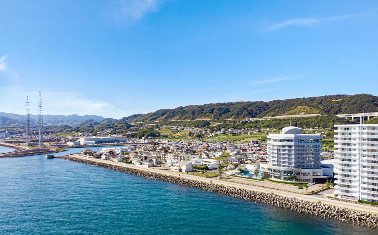 The Gran Resort Elegante Awajishima Экстерьер фото